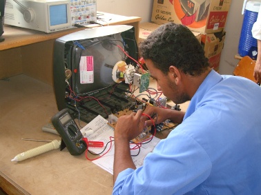 111maahed-aalyaat-say-14.JPG