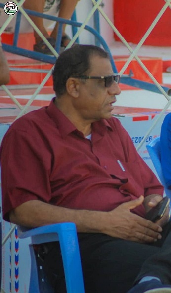 9898760.jpg