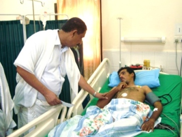 omeer-eid-zyarh.jpg